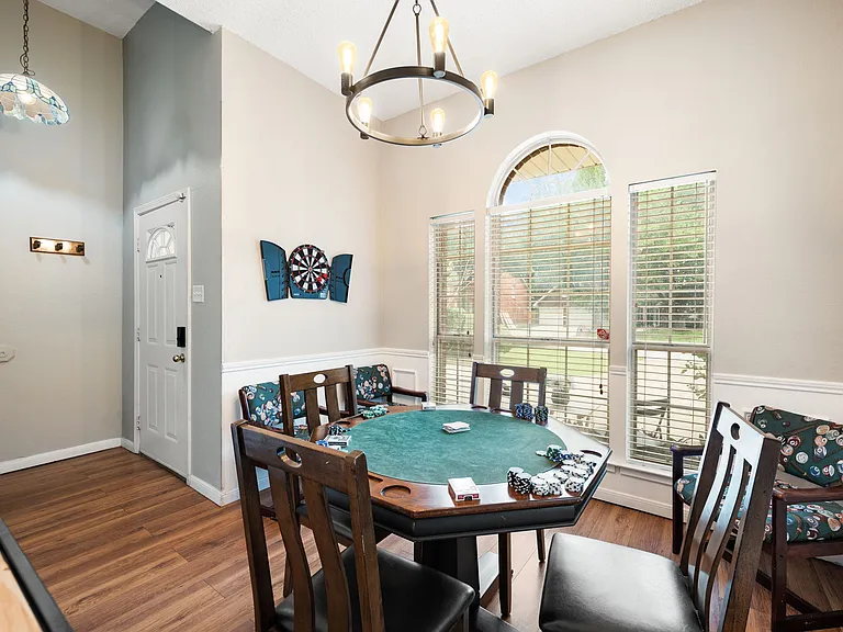 4143 Norway Ln — Photo 22