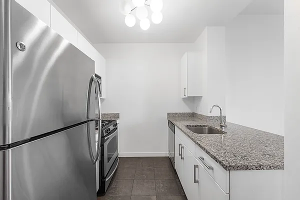 Rented by Oxford Property Group | media 16