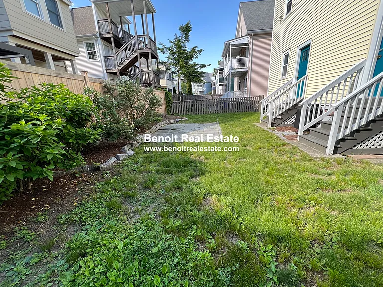 Prichard Ave — Photo 25