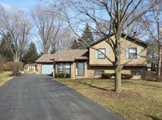 914 S Harrison St, Batavia, IL 60510