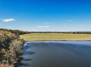 16 Briery Creek Rd, Scottsville, VA 24590