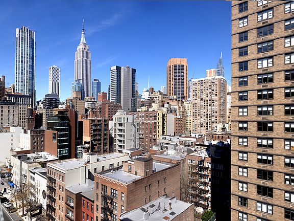 4th image of 154 E 29th St #6003