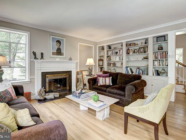 5204 Westwood Dr — Photo 8