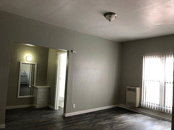 2nd image of 688 Shatto Pl APT 304