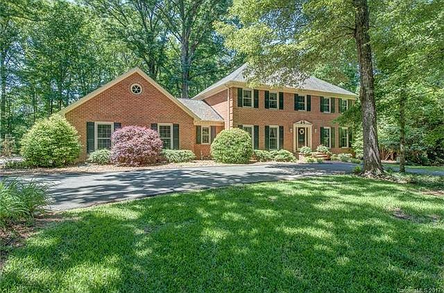 1st image of 2205 Cross Creek Dr #14