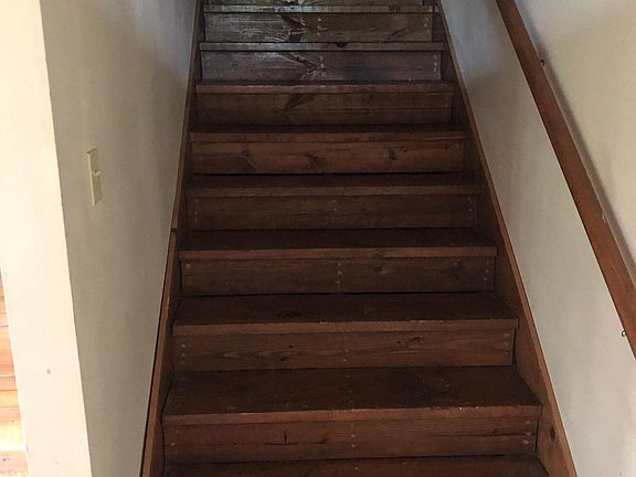 5th image of 689 N 8th St #687