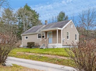 86 Laurel Ln, South Kingstown, RI 02892