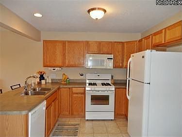 5th image of 925 Westland Dr