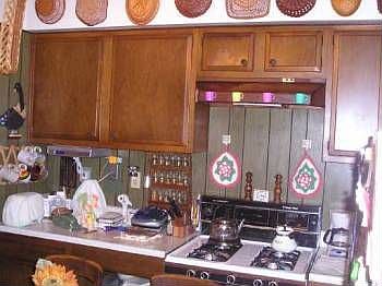 4th image of 21 Crest Dr