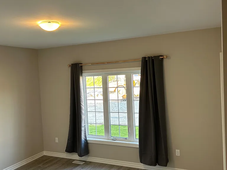 292 Springfield Cres — Photo 6