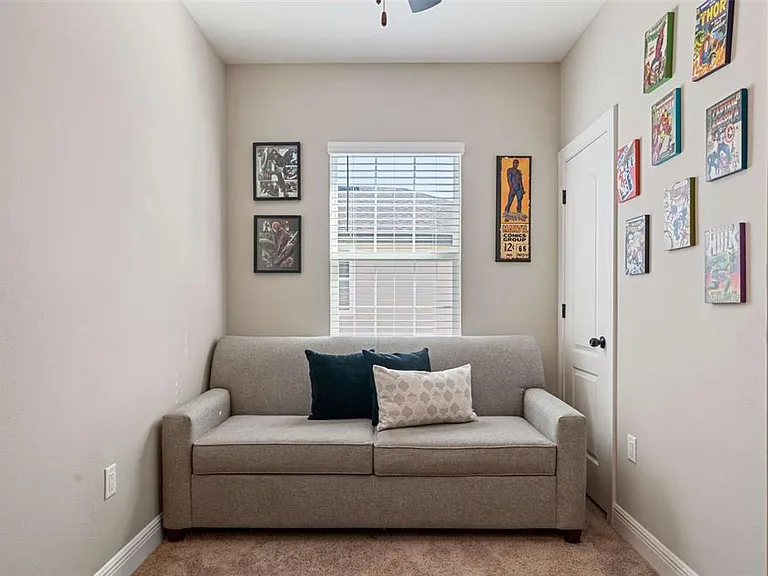 7796 Somersworth Dr — Photo 32
