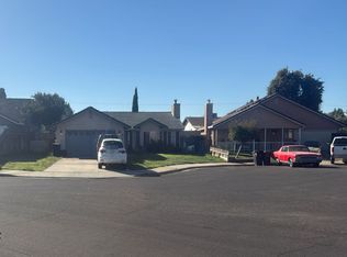 423 Chaffee Ln, Waterford, CA