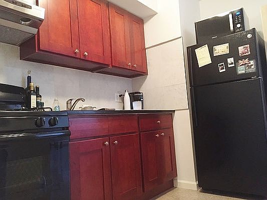 4th image of 25-24 Broadway #4R
