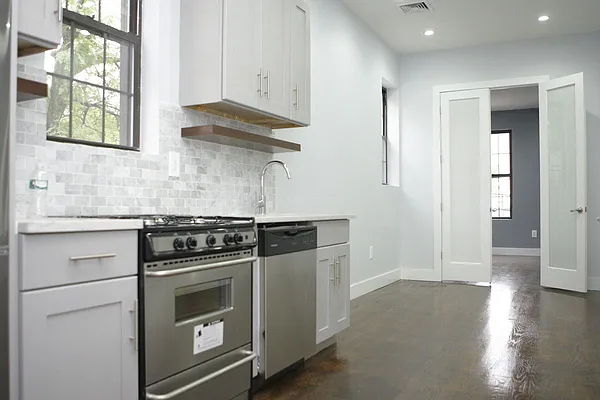 Rented by Rental Solutions Inc | media 22