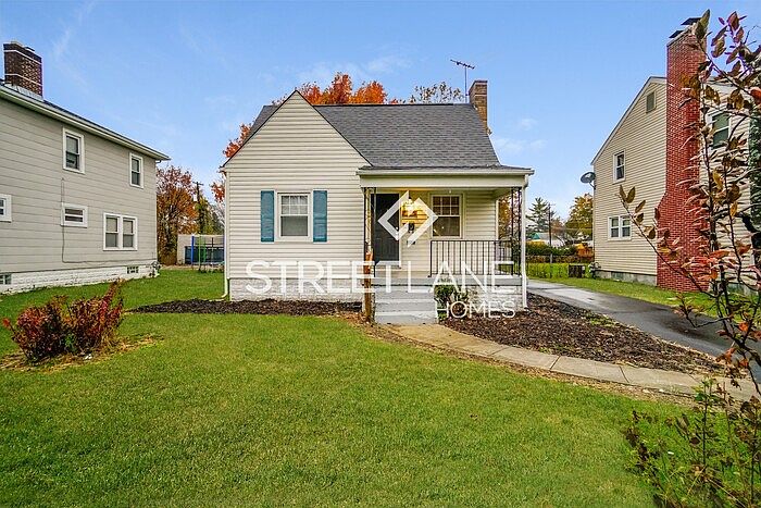 1st image of 1734 E Lakeview Ave
