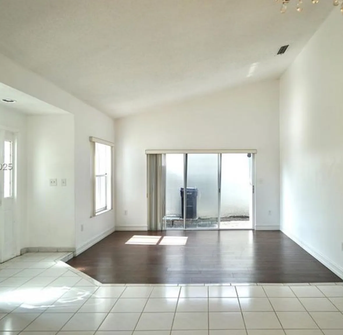 3 bed, 1734 sqft, $3,350 — Photo 3