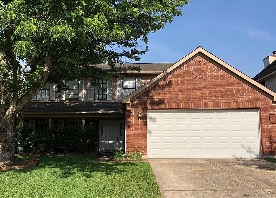 1st image of 4135 Heathfield Dr