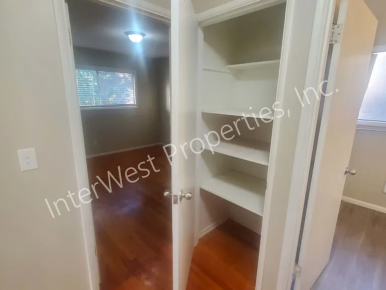 10 E Avenue A #A — Photo 31