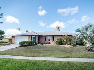 904 Juniper Ct, Marco Island, FL 34145