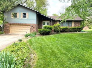 7524 Ridgemont Dr, Newburgh, IN 47630