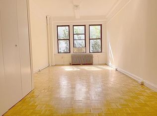 42 W 72nd St #4D, New York, NY 10023
