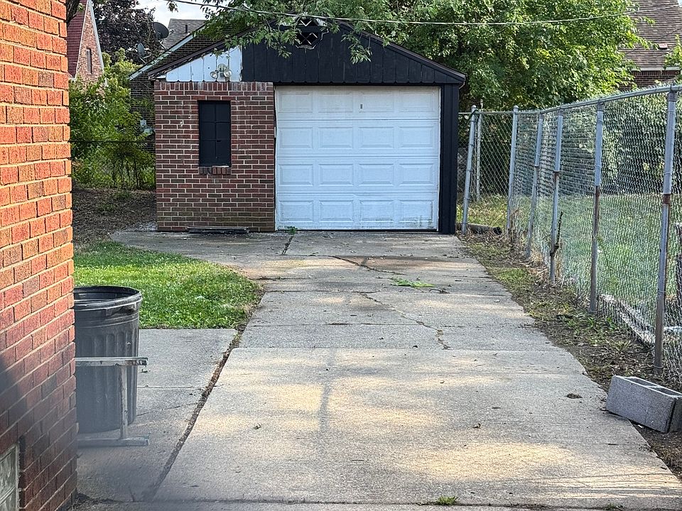 2nd image of 11224 Portlance St