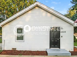 6909 Capella Ln, Louisville, KY 40258