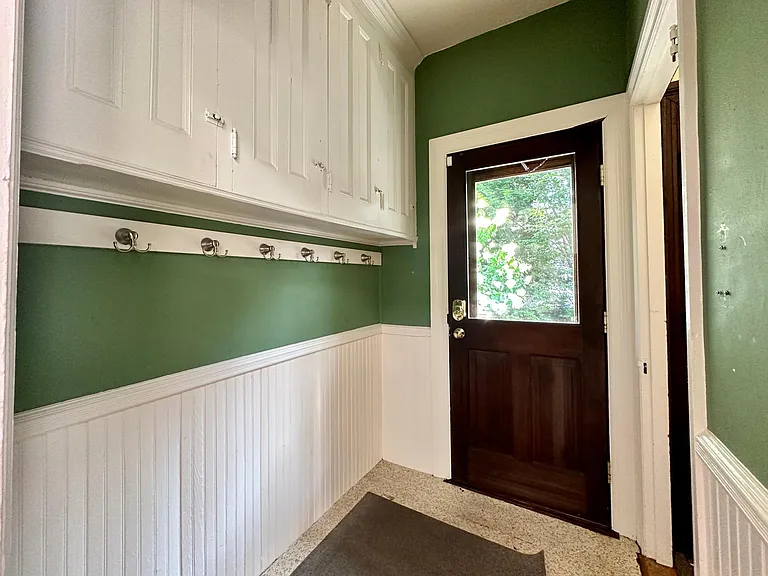 41 Irving Ave #1 — Photo 4