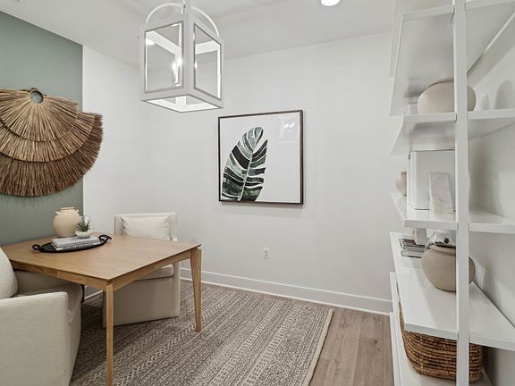 Flex Space - Perfect for a Home Office