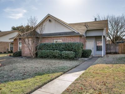 611 Canterbury St, Euless, TX, 76039