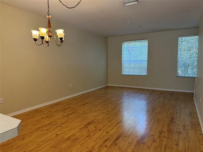 3146 Bayshore Oaks Dr — Photo 8