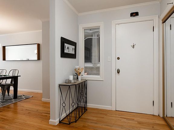 2nd image of 1441 Jones St APT 202