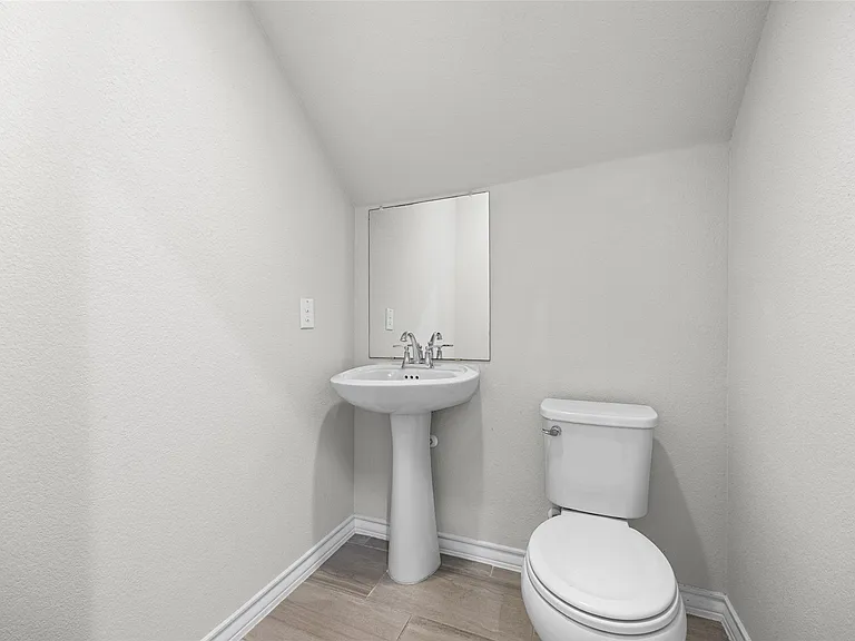 11924 Gilleland Ln — Photo 8