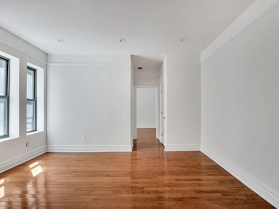 4th image of 3406 32nd St APT 12A