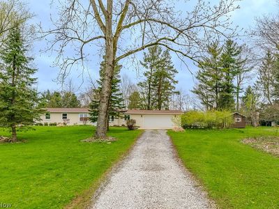 18890 Maplewood Ln, Chagrin Falls, OH, 44023