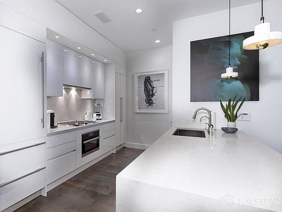 5th image of 139 Wooster St #2C