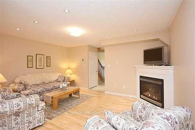 3467 Southwick St — Photo 5