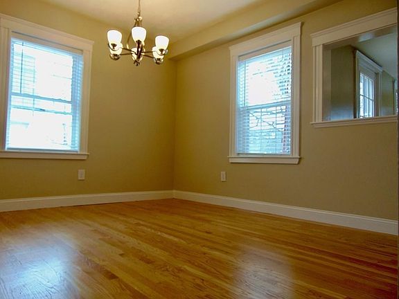 5th image of 28 Brazil St #28