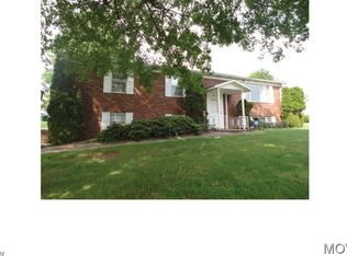 36 Fairview Hts, Parkersburg, WV 26101
