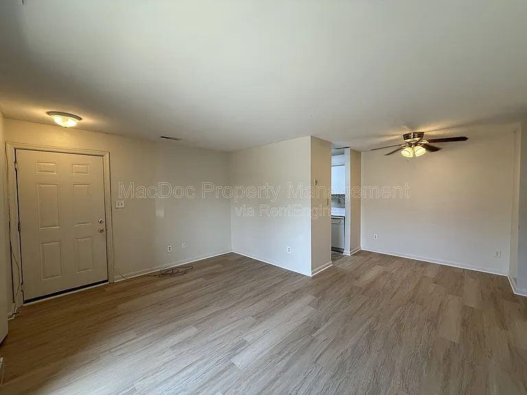76 Red Maple Ct #100 — Photo 4