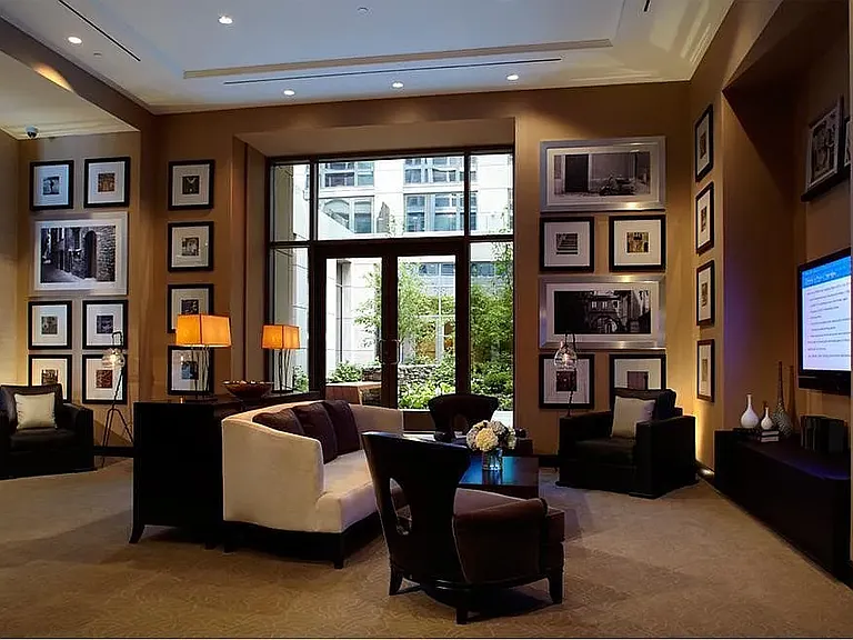 80 Riverside Blvd #12L — Photo 27