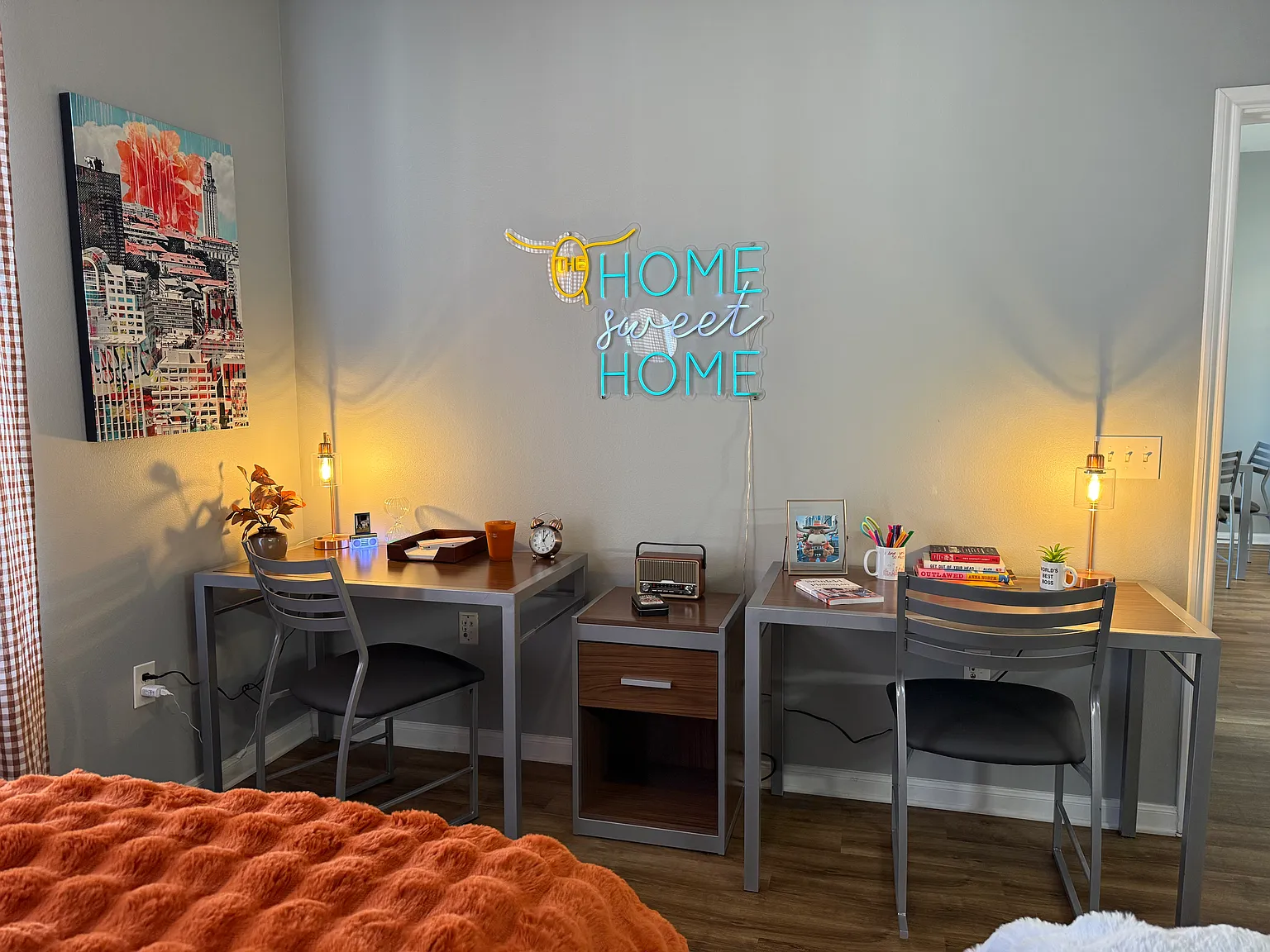 The Quarters Grayson House (Student Housing - Rent by the Bed) — Photo 2