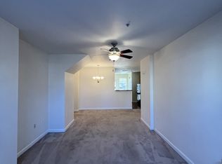 42413 Hollyhock Ter, Ashburn, VA 20148