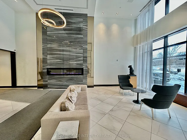 255 Bay St #910 — Photo 8