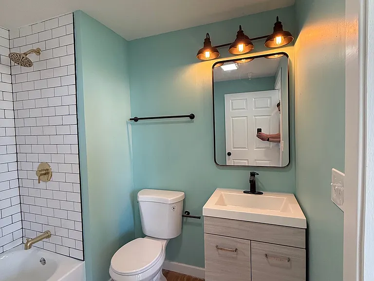 1016 Milwaukee Ave — Photo 6