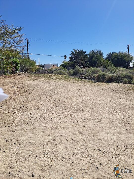 1st image of 311 N Shore Dr