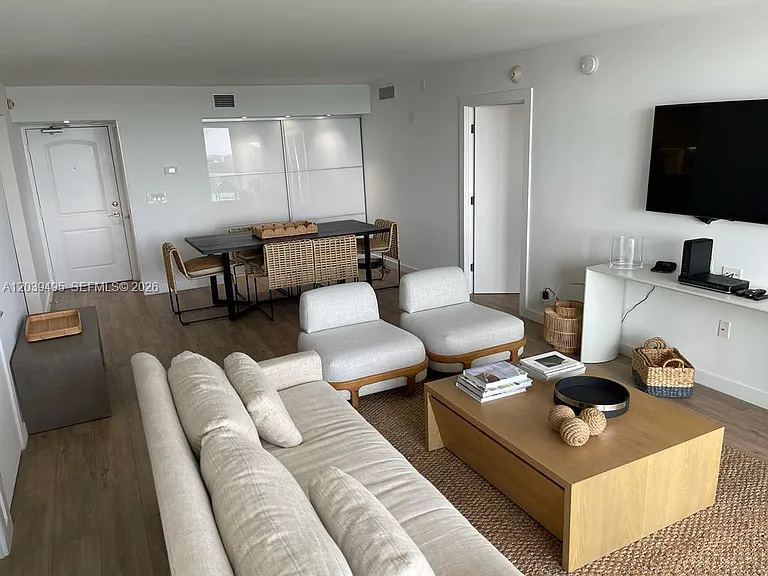 100 Bayview Dr #1521 — Photo 6