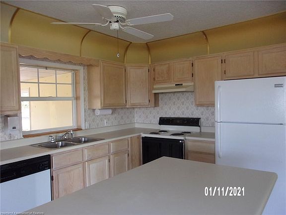 2nd image of 8133 Cozumel Ln
