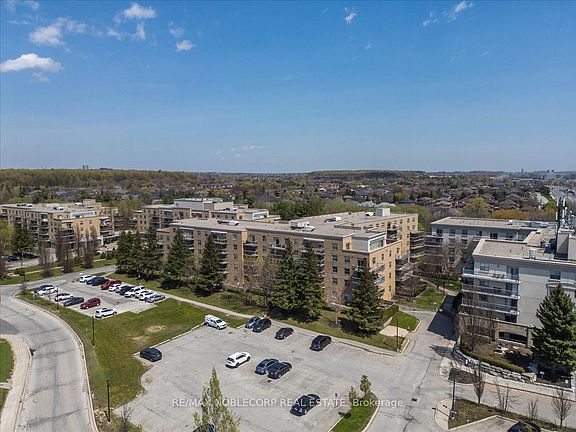 3rd image of 2502 Rutherford Rd #111