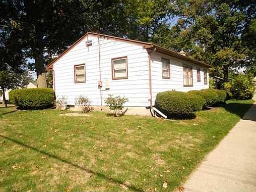 5th image of 2615 Pattengill Ave